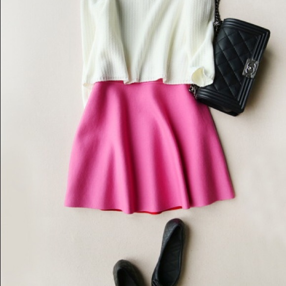 100% Merino wool reversible mini skirt - Picture 3 of 8